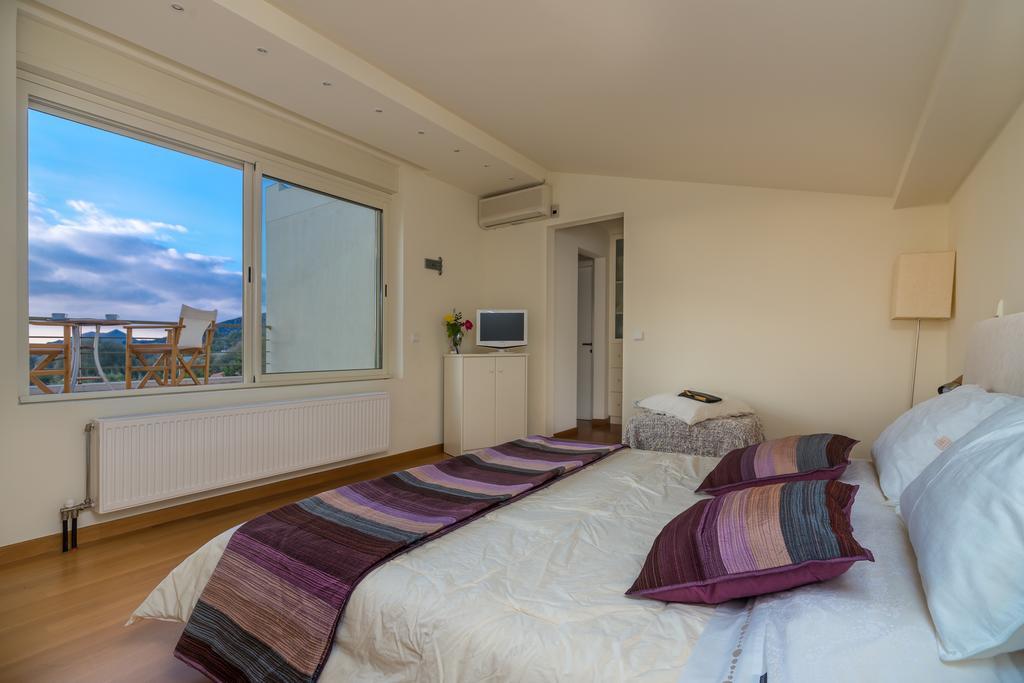 Legrena Beach Villa ซูนิโอ ภายนอก รูปภาพ